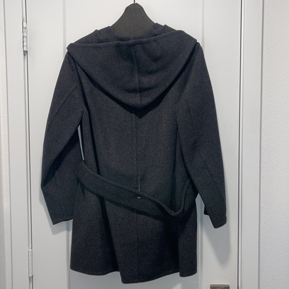 VINCE. WORN PEACOAT - Picture 2 of 4